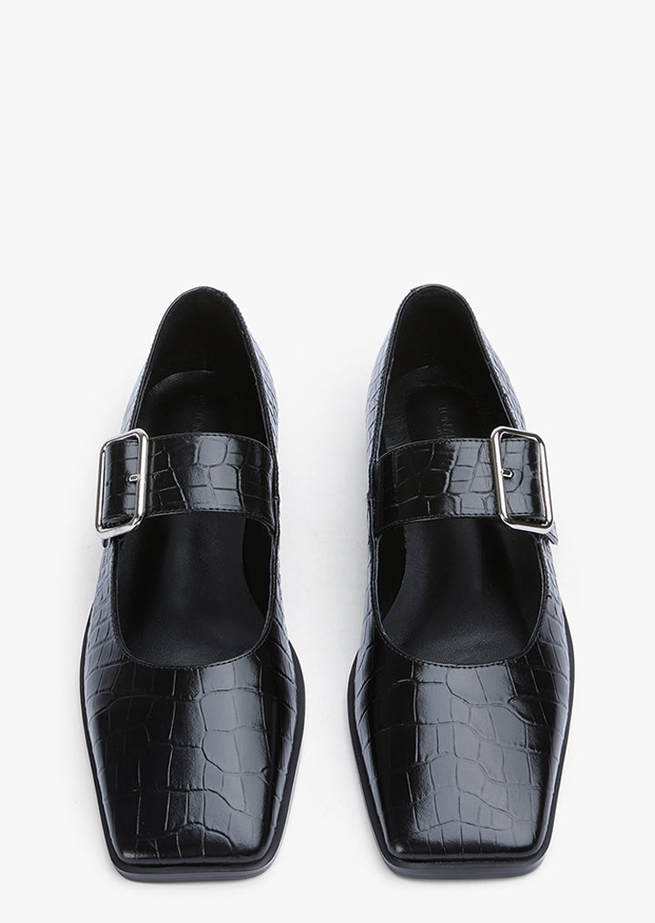 Brandy Black Croc