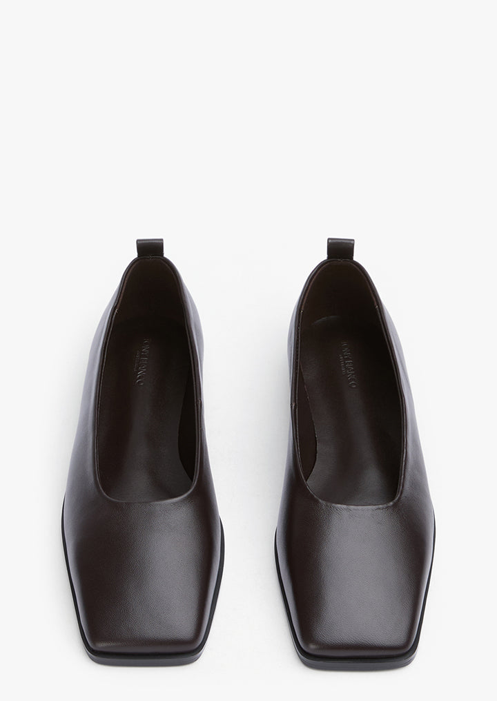 Brittany Chocolate Nappa