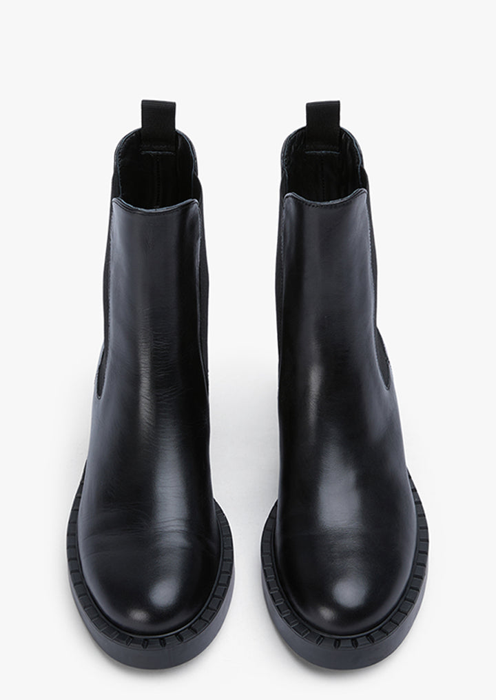 Comet Black Como