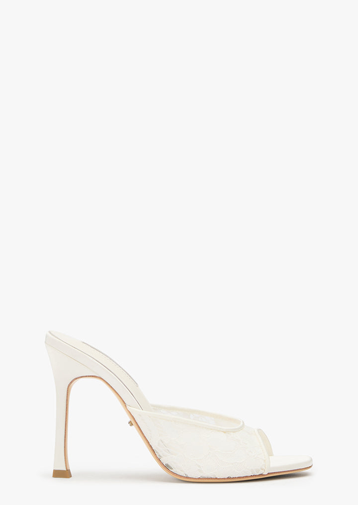Dashing Ivory Brocade