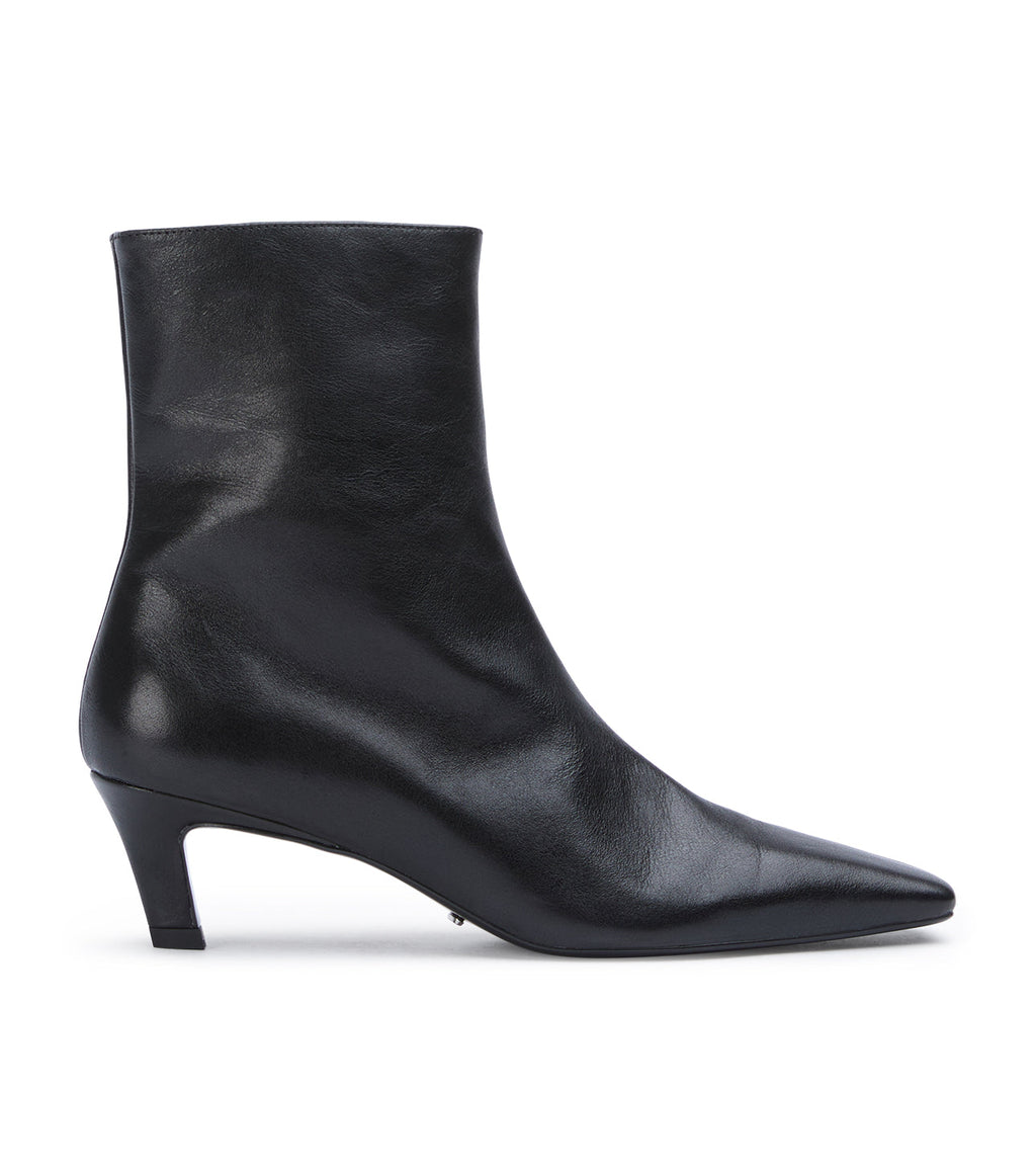 Estelle Black Vintage