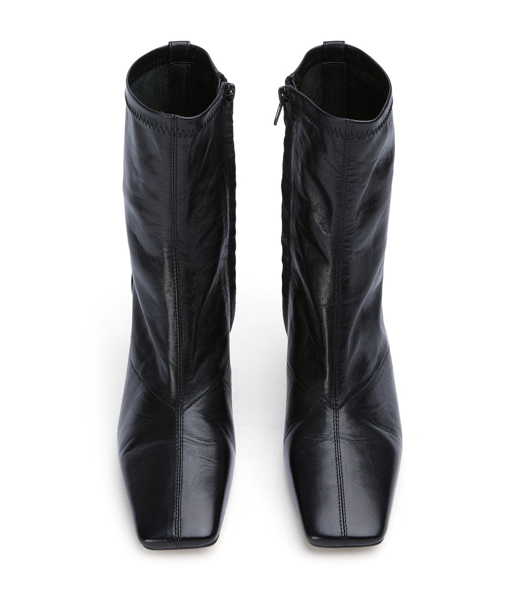 Frisky Black Vintage