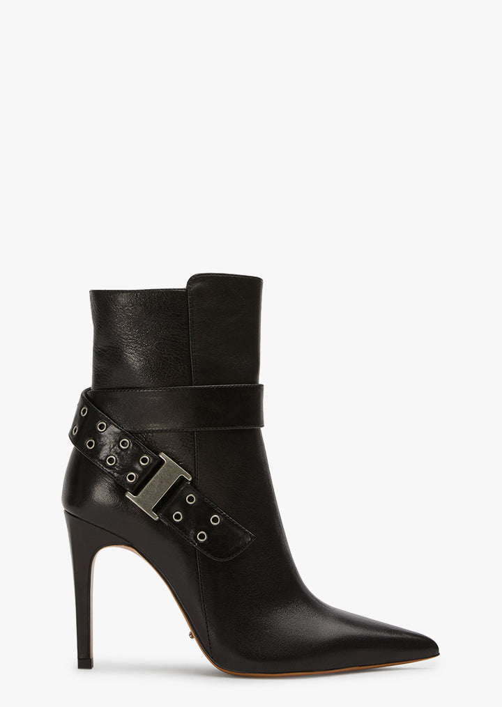 Grace Black Vintage
