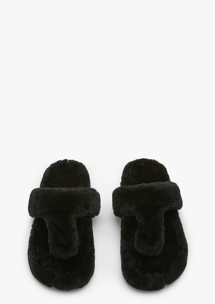 Hush Black Fur
