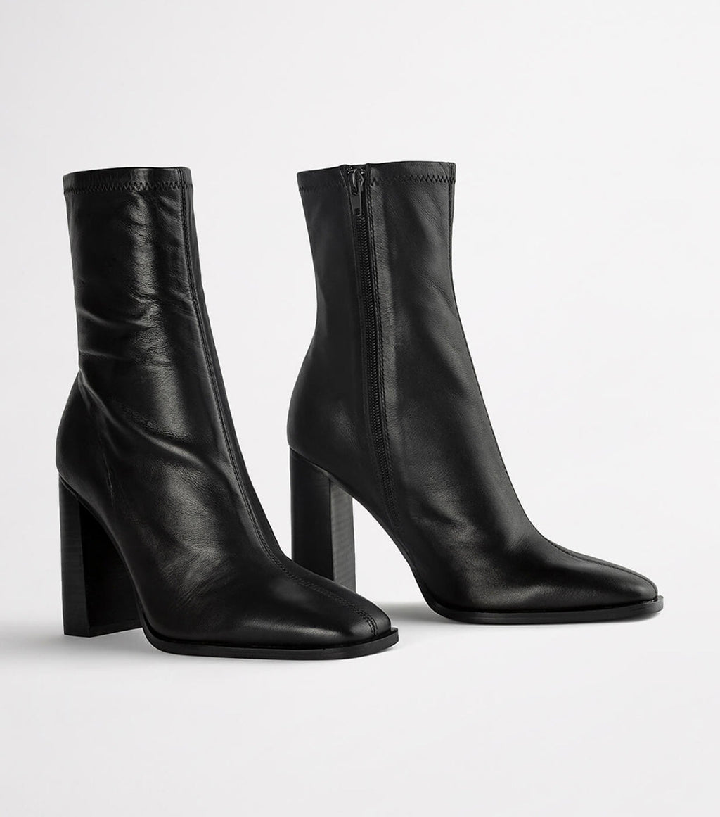 Ines Black Como Ankle Boots