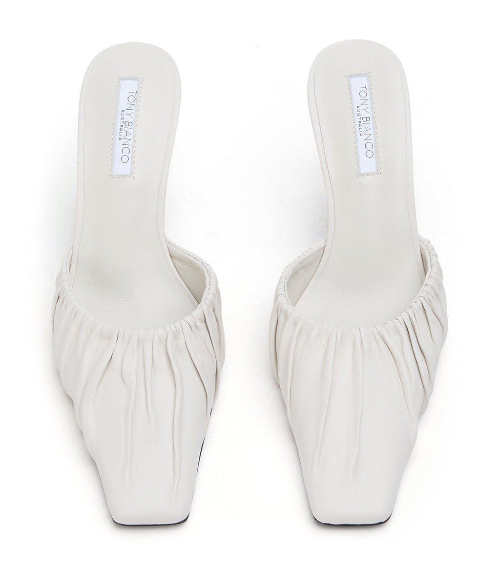 Janey Dove Nappa