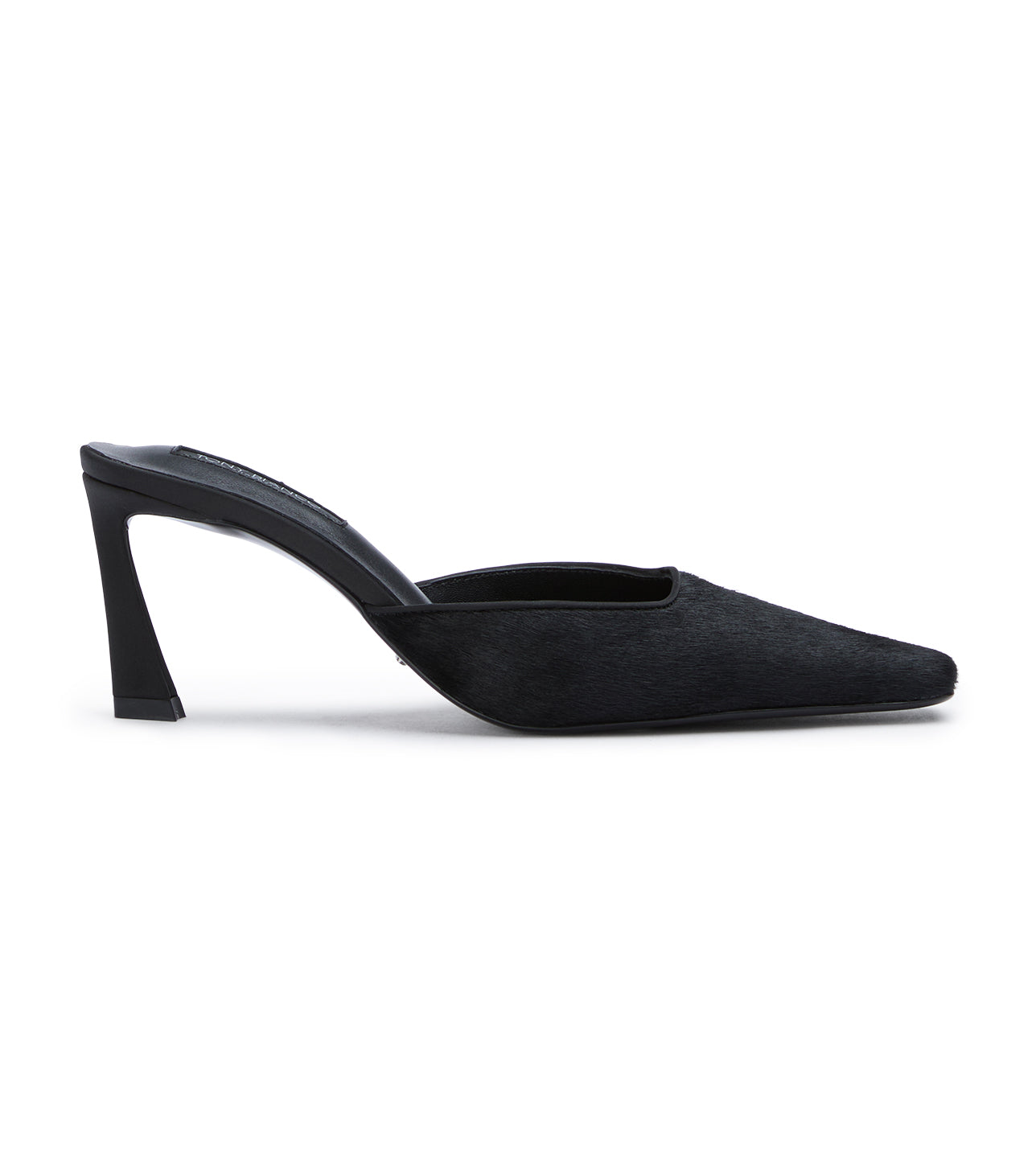 Jasmin Black Pony