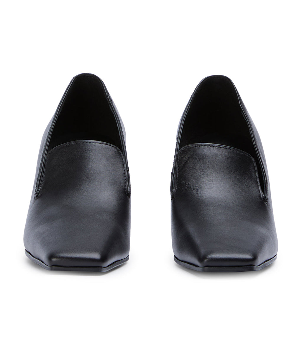 Quirky Black Como