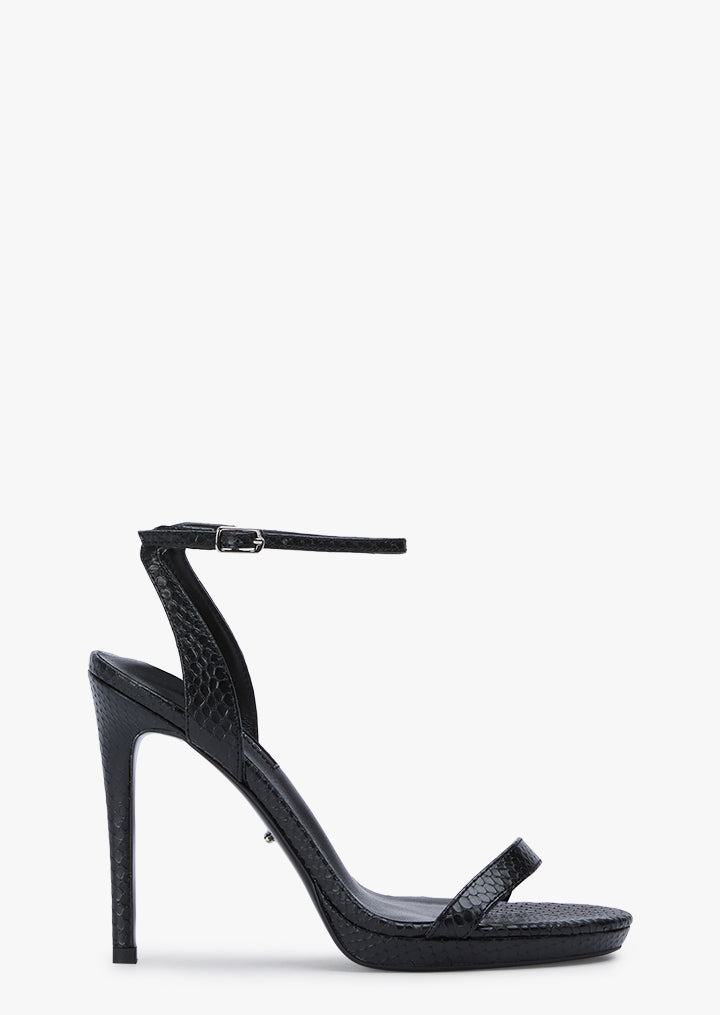 Skye Black Snake